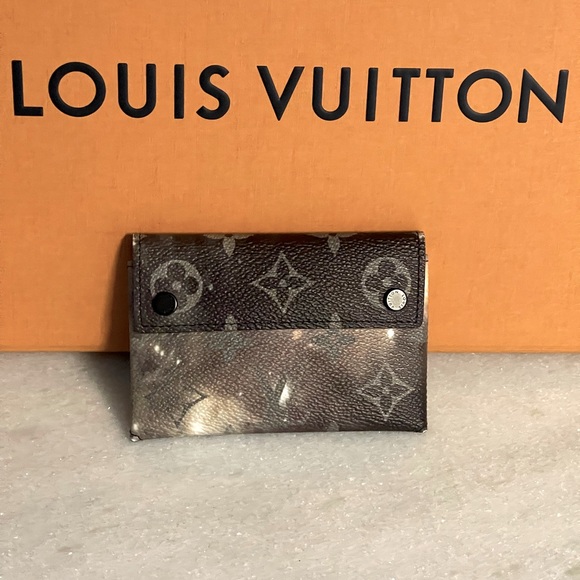 Louis Vuitton Handbags - 🛍 RARE Louis Vuitton 🛍 Alpha Galaxy Space Pochette Kirigami Small